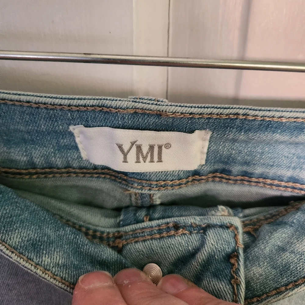 YMI Distressed Denim Skirt Size 9 - Picture 4 of 6